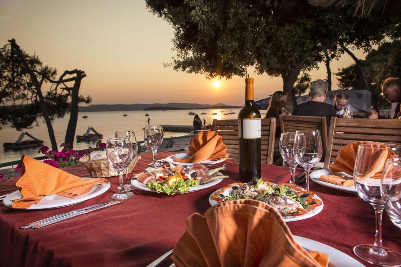 Pearl Of The Biograd Hotel Biograd Na Moru Buitenkant foto