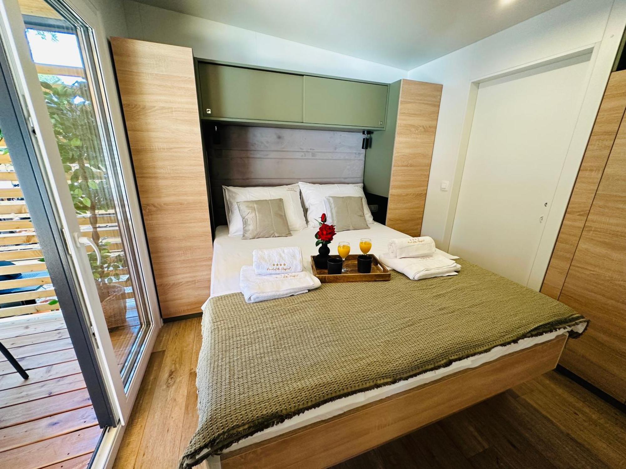 Pearl Of The Biograd Hotel Biograd Na Moru Buitenkant foto